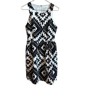 Women Gorgeous Sugarlips Black & White Open Back Sleeveless Dress Size M